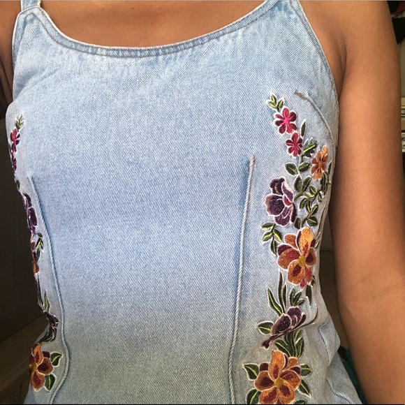 S F21 beautiful denim floral mini dress - Picture 2 of 6